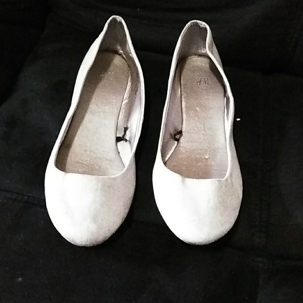 H&M gray Flats